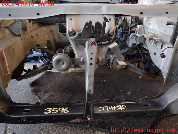 2UPJ-9235961042]セフィーロ(A33)コアサポート（カット） 中古_3