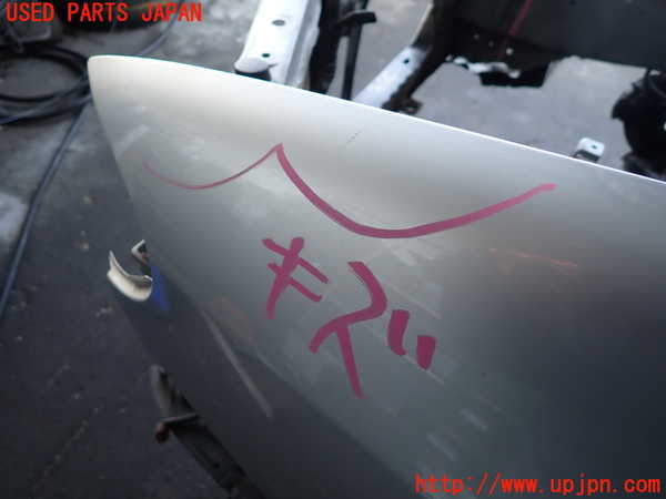 2UPJ-9235961082]セフィーロ(A33)左前フェンダー 中古_4