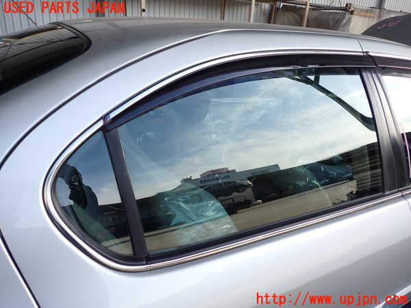 2UPJ-9235961290]セフィーロ(A33)右後ドア (43R-00033) 中古_3