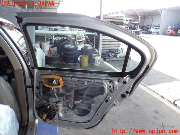 2UPJ-9235961290]セフィーロ(A33)右後ドア (43R-00033) 中古_5