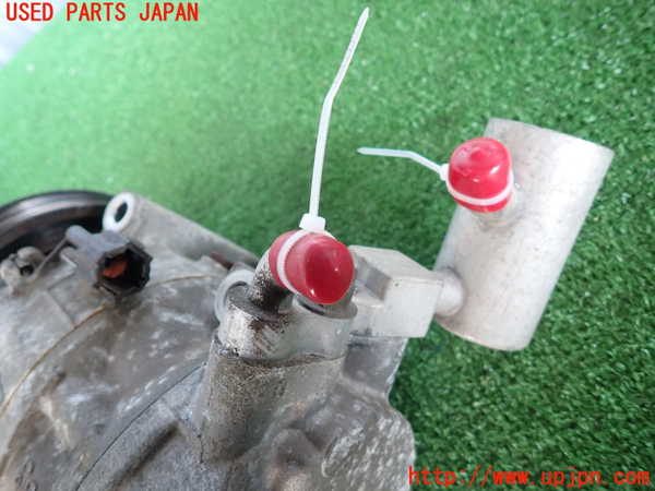 2UPJ-9235966025]セフィーロ(A33)エアコンコンプレッサー 中古_3