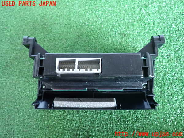 2UPJ-9235966066]セフィーロ(A33)エアコンスイッチ1 中古_2