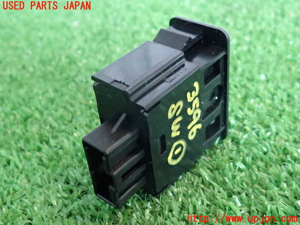 2UPJ-9235966306]セフィーロ(A33)スイッチ1 中古_2