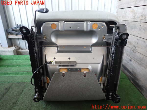 2UPJ-9235967065]セフィーロ(A33)助手席シート 中古_5