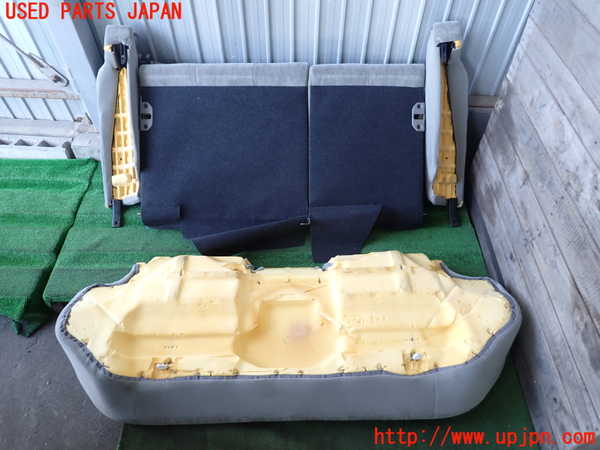 2UPJ-9235967385]セフィーロ(A33)リアシート 中古_3