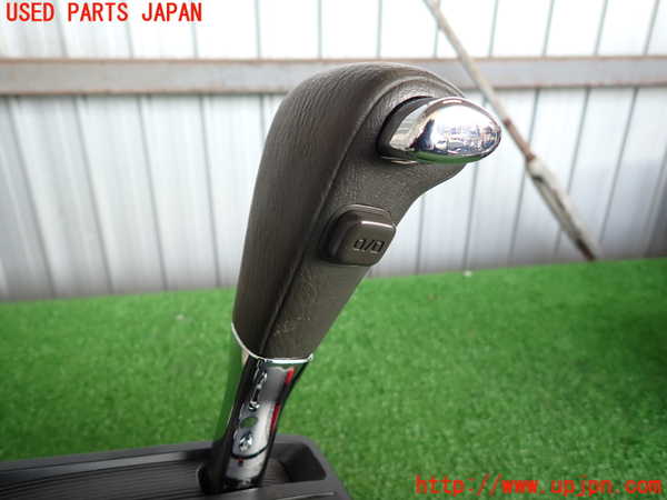 2UPJ-9235967555]セフィーロ(A33)ATシフトレバー 中古_4