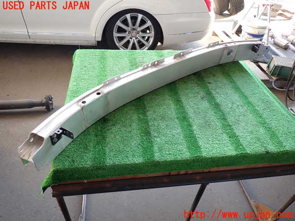 2UPJ-9235971014]ベンツ S350(221057)(W221)フロントバンパーホースメント 中古_3