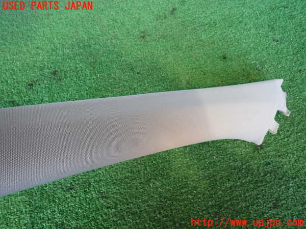 2UPJ-9235977660]ベンツ S350(221057)(W221)左フロントピラートリム 中古_2