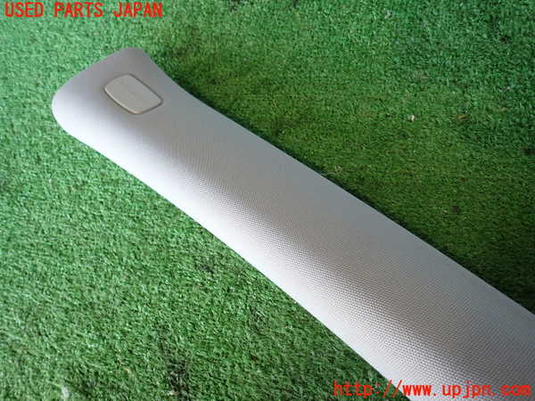 2UPJ-9235977660]ベンツ S350(221057)(W221)左フロントピラートリム 中古_3