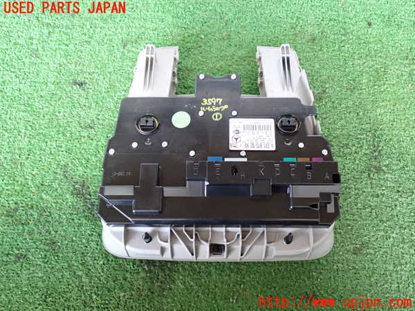 2UPJ-9235976411]ベンツ S350(221057)(W221)ルームランプ1 (１列目真中) 中古_3