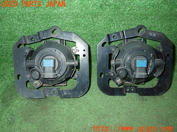 3UPJ=9235980558]デリカD:5(CV5W)純正 AOKI 0888 マルチコート フォグランプ 中古_4