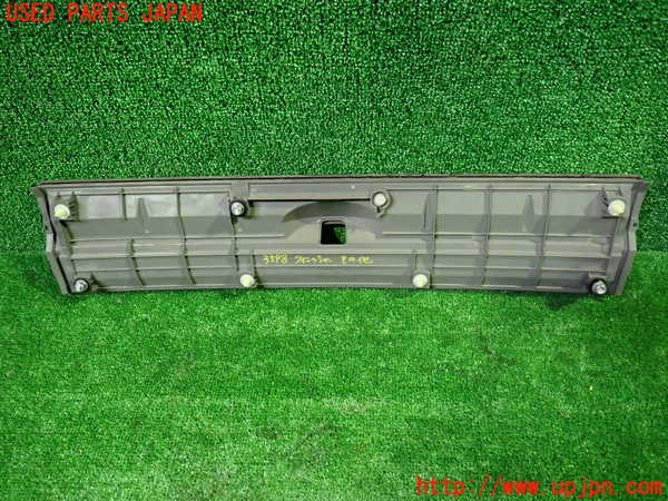 1UPJ-9235981559]デリカD：5(CV5W)リアフィニッシャー 中古_2