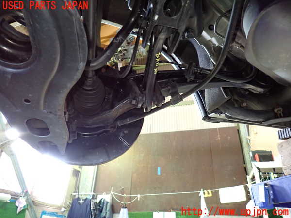 1UPJ-9235984305]デリカD：5(CV5W)左リアナックルハブ 中古_2