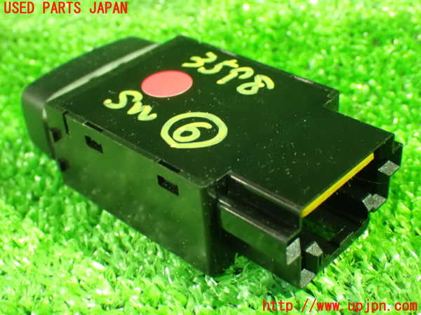1UPJ-9235986311]デリカD：5(CV5W)スイッチ6 (ASC OFF) 中古_2