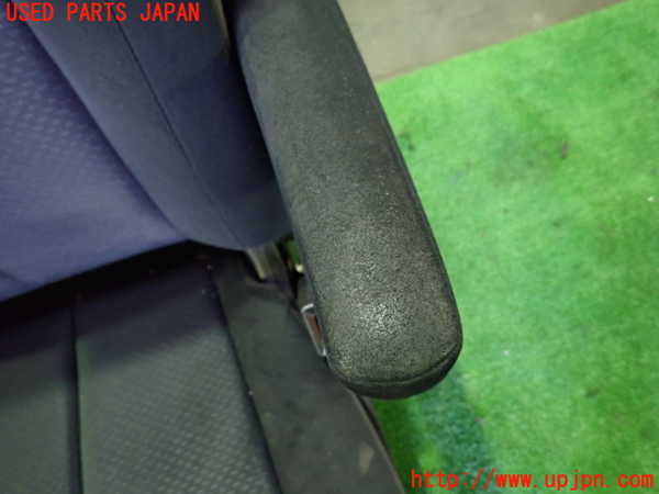 1UPJ-9235987035]デリカD：5(CV5W)運転席シート 中古_3