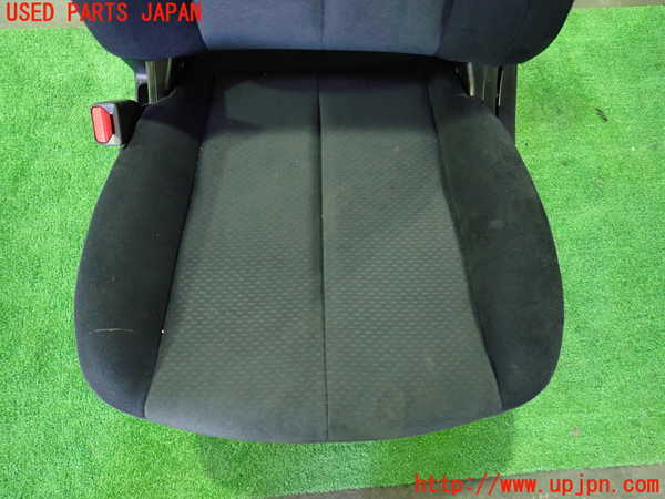 1UPJ-9235987065]デリカD：5(CV5W)助手席シート 中古_4