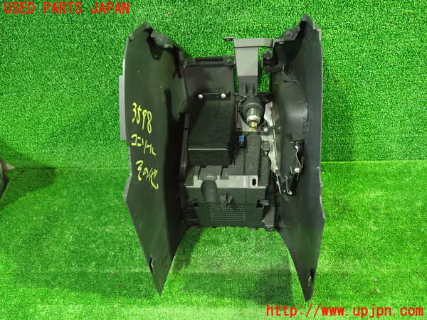 1UPJ-9235987549]デリカD：5(CV5W)コンソール 中古_3