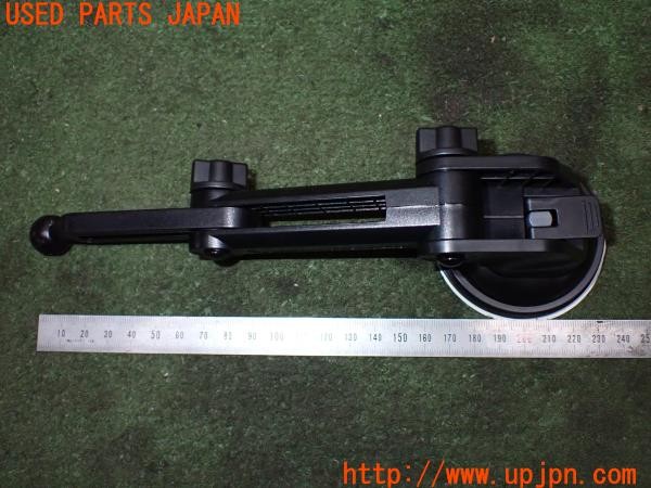 3UPJ=9235990631]ボルボ V40 クロスカントリー(MB420XC)社外 アクセサリーホルダー スマホスタンド 吸盤 ボール直径約17mm 中古_4