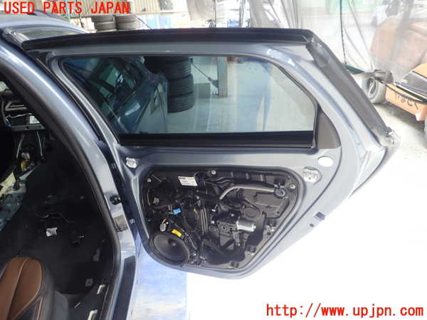 1UPJ-9235991290]ボルボ・V40 クロスカントリー(MB420XC)右後ドア 中古 AGC M189 43R-00048_3