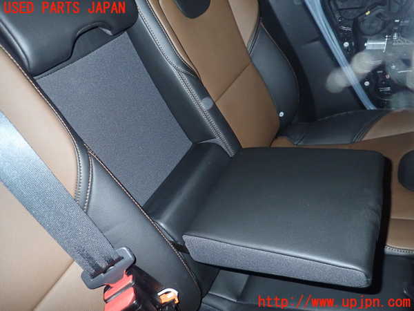 1UPJ-9235997385]ボルボ・V40 クロスカントリー(MB420XC)リアシート 中古_3