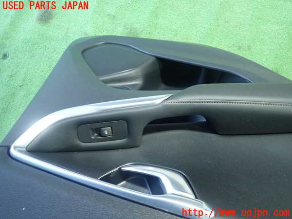 1UPJ-9235991324]ボルボ・V40 クロスカントリー(MB420XC)左後ドア内張り 中古_2