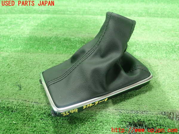 1UPJ-9235997575]ボルボ・V40 クロスカントリー(MB420XC)シフトブーツ 中古_2