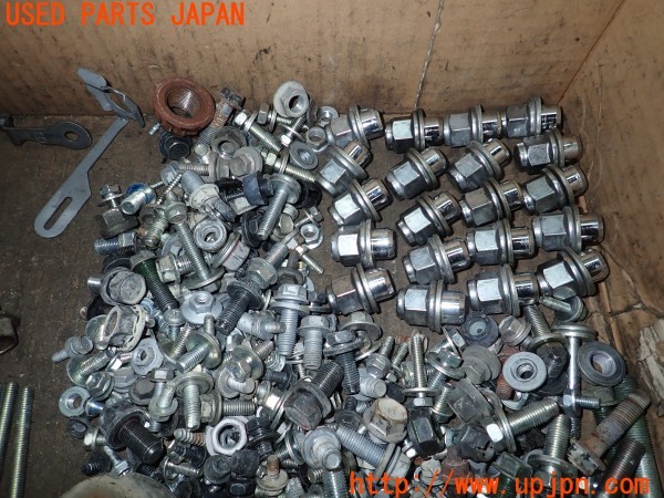 3UPJ=9236000720]レクサス RX450(GYL10W)ネジ・ナット・ステー類 セット ジャンク_4