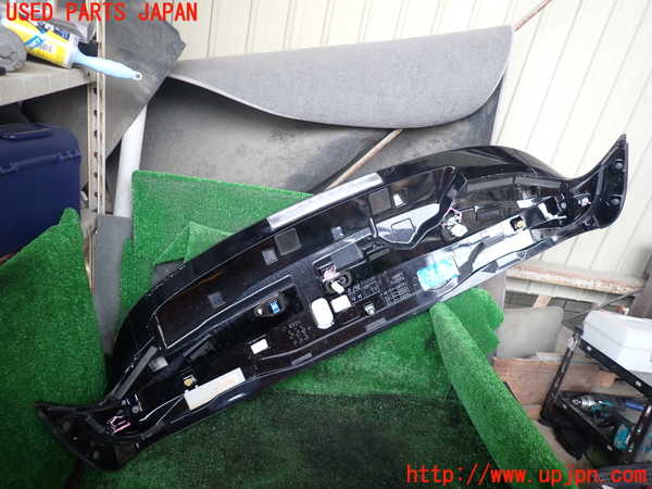1UPJ-9236001520]レクサス・RX450h(GYL10W)リアスポイラー (ジャンク品) 中古_3