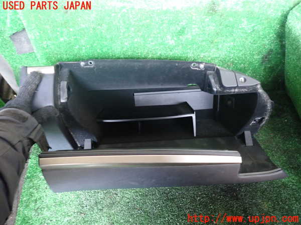 1UPJ-9236007516]レクサス・RX450h(GYL10W)グローブボックス1 中古_3