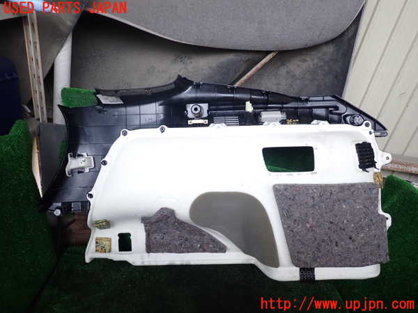 1UPJ-9236007680]レクサス・RX450h(GYL10W)左リアピラートリム 中古_2