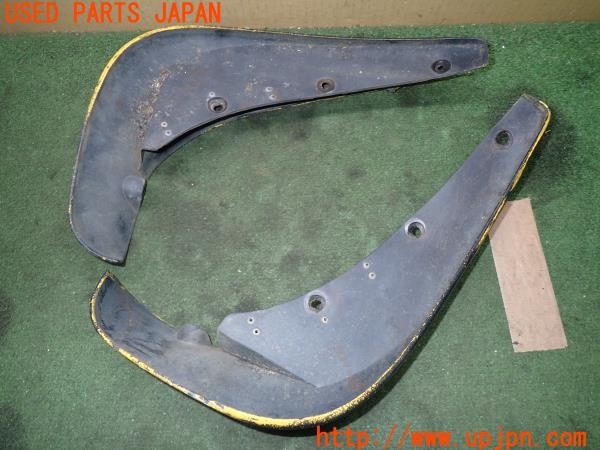 3UPJ=9236010054]ロードスター Sスペシャル(NA6CE)後期 純正 リアマッドガード 泥除け 中古_5