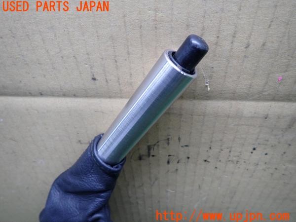 3UPJ=9236010626]ロードスター Sスペシャル(NA6CE)後期 社外 サイドブレーキレバー ブーツ ハンドル メッキ 中古_4