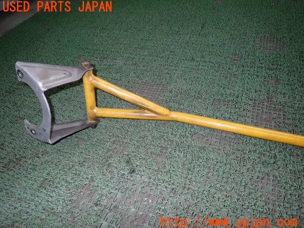 3UPJ=9236010705]ロードスター Sスペシャル(NA6CE)後期 純正 フロントタワーバー 中古_5
