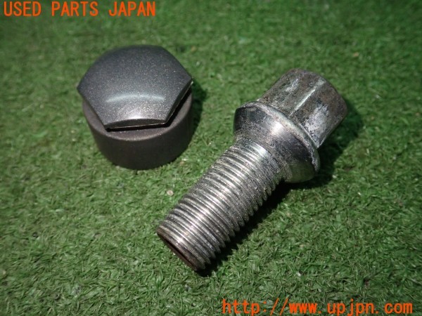 3UPJ=9236020974]アウディ A5 スポーツバック(F5CVKL)純正 4M0601173D ホイールナットキャップ ホイールボルトキャップ 20個 中古_4