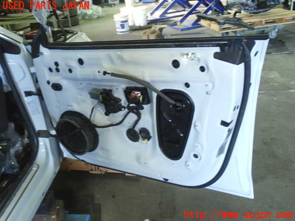 1UPJ-9236021230]アウディ・A5 スポーツバック(F5CVKL)右前ドア 中古(43R-000375 M5385)_2