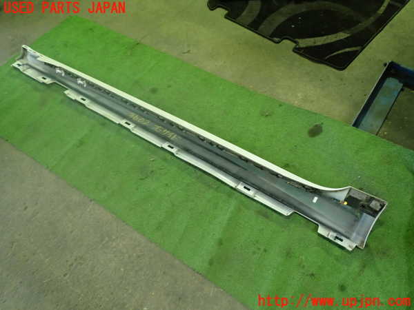 1UPJ-9236021390]アウディ・A5 スポーツバック(F5CVKL)右サイドステップ 中古_3