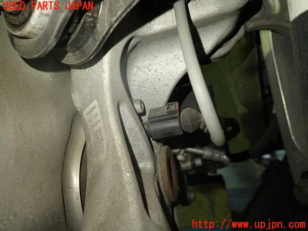 1UPJ-9236024305]アウディ・A5 スポーツバック(F5CVKL)左リアナックルハブ 中古_2