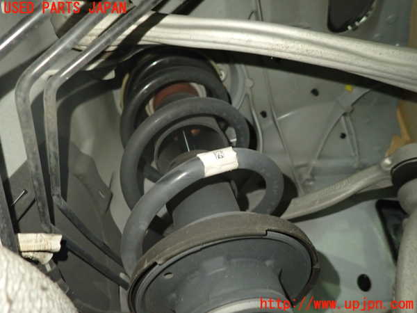 1UPJ-9236025025]アウディ・A5 スポーツバック(F5CVKL)左フロントストラット 中古_2