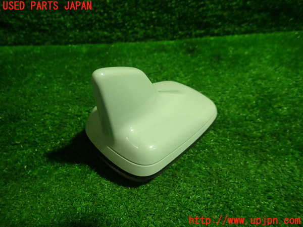 1UPJ-9236026550]アウディ・A5 スポーツバック(F5CVKL)アンテナ 中古_2