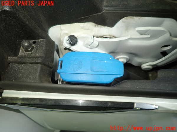 1UPJ-9236026791]アウディ・A5 スポーツバック(F5CVKL)ウォッシャータンク1 中古_3