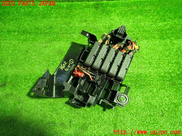 1UPJ-9236026741]アウディ・A5 スポーツバック(F5CVKL)ヒューズボックス1 中古_2