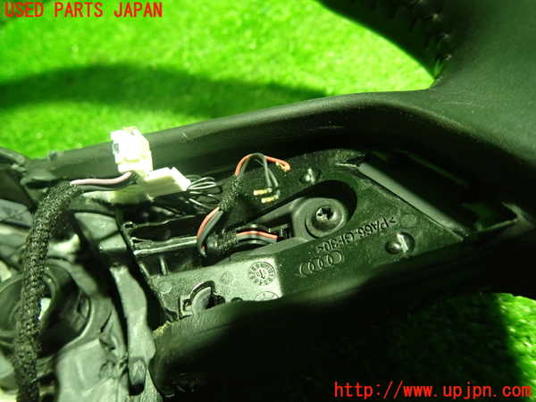 1UPJ-9236027855]アウディ・A5 スポーツバック(F5CVKL)ステアリングホイール (ジャンク品) 中古_3