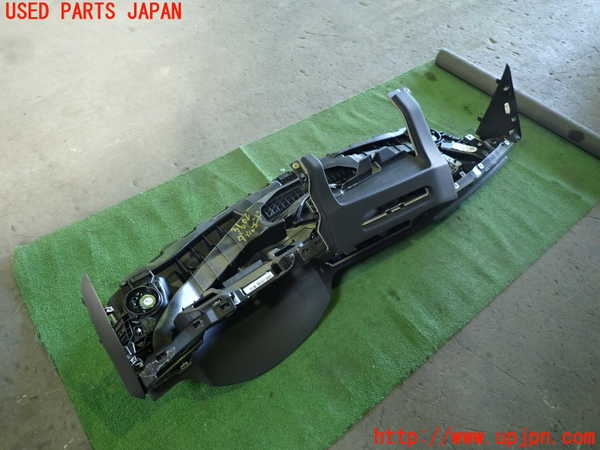 1UPJ-9236027505]アウディ・A5 スポーツバック(F5CVKL)ダッシュボード 中古_3