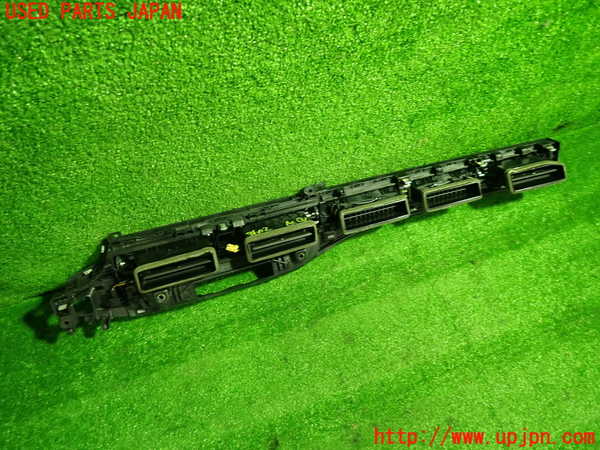 1UPJ-9236027527]アウディ・A5 スポーツバック(F5CVKL)エアコン吹き出し口2 中古_3