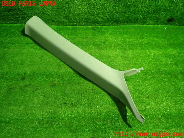 1UPJ-9236027655]アウディ・A5 スポーツバック(F5CVKL)右フロントピラートリム 中古_2