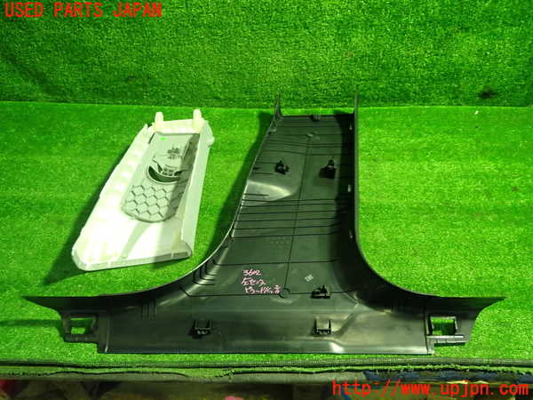 1UPJ-9236027670]アウディ・A5 スポーツバック(F5CVKL)左センターピラートリム 中古_2