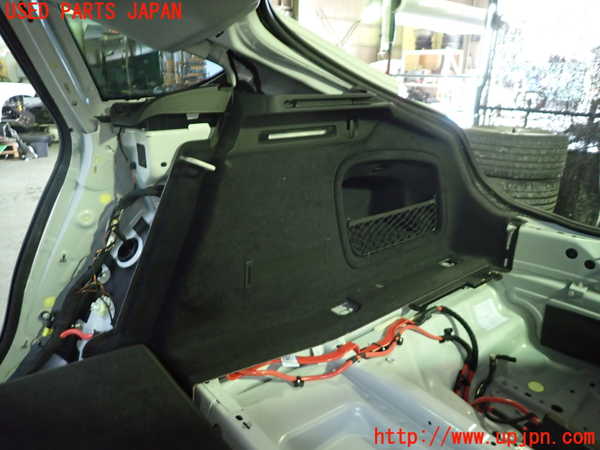 1UPJ-9236027675]アウディ・A5 スポーツバック(F5CVKL)右リアピラートリム 中古_2