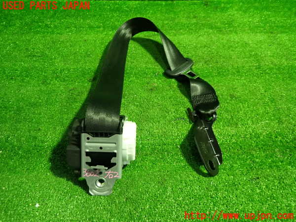 1UPJ-9236027155]アウディ・A5 スポーツバック(F5CVKL)右2列目シートベルト 中古_3