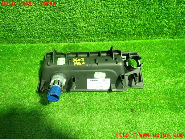 1UPJ-9236027692]アウディ・A5 スポーツバック(F5CVKL)内装トリム類2 中古_3