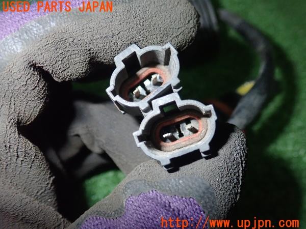 3UPJ=9236030505]BMW 528i(FR30 F10)前期 LUXI？ ルクシー LEDバルブ フォグランプ 中古_4